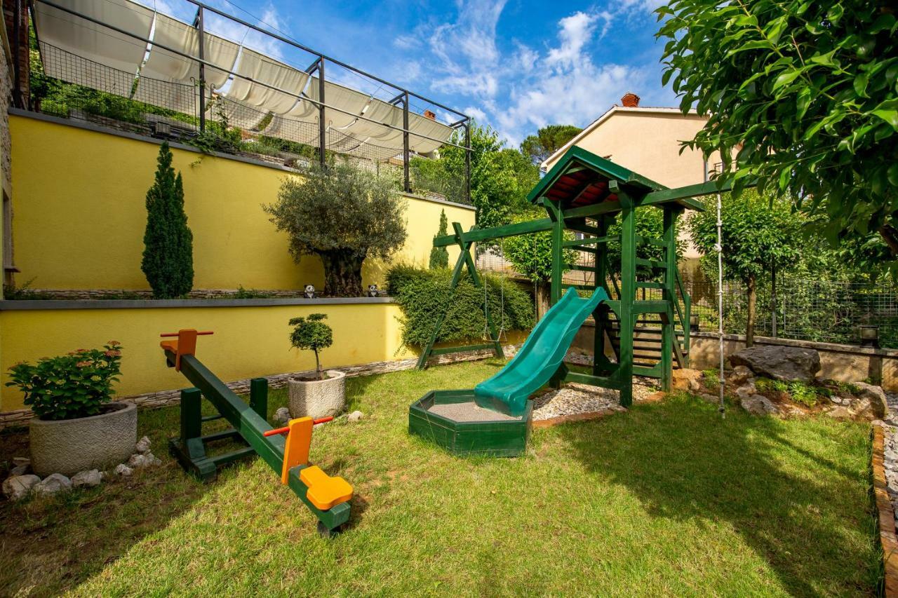 Angeli Villa *